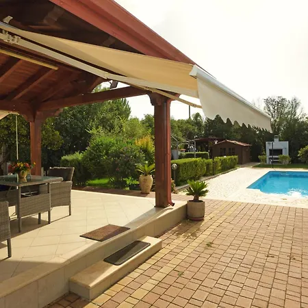 Countryside With Pool * San Sperate