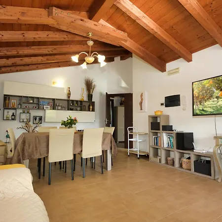 Countryside With Pool Holiday home