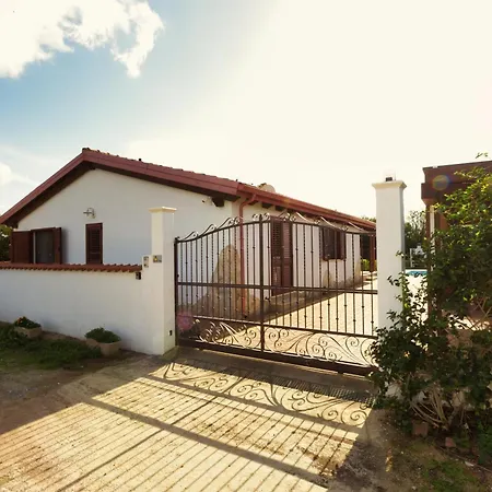 Casa vacanze Countryside With Pool